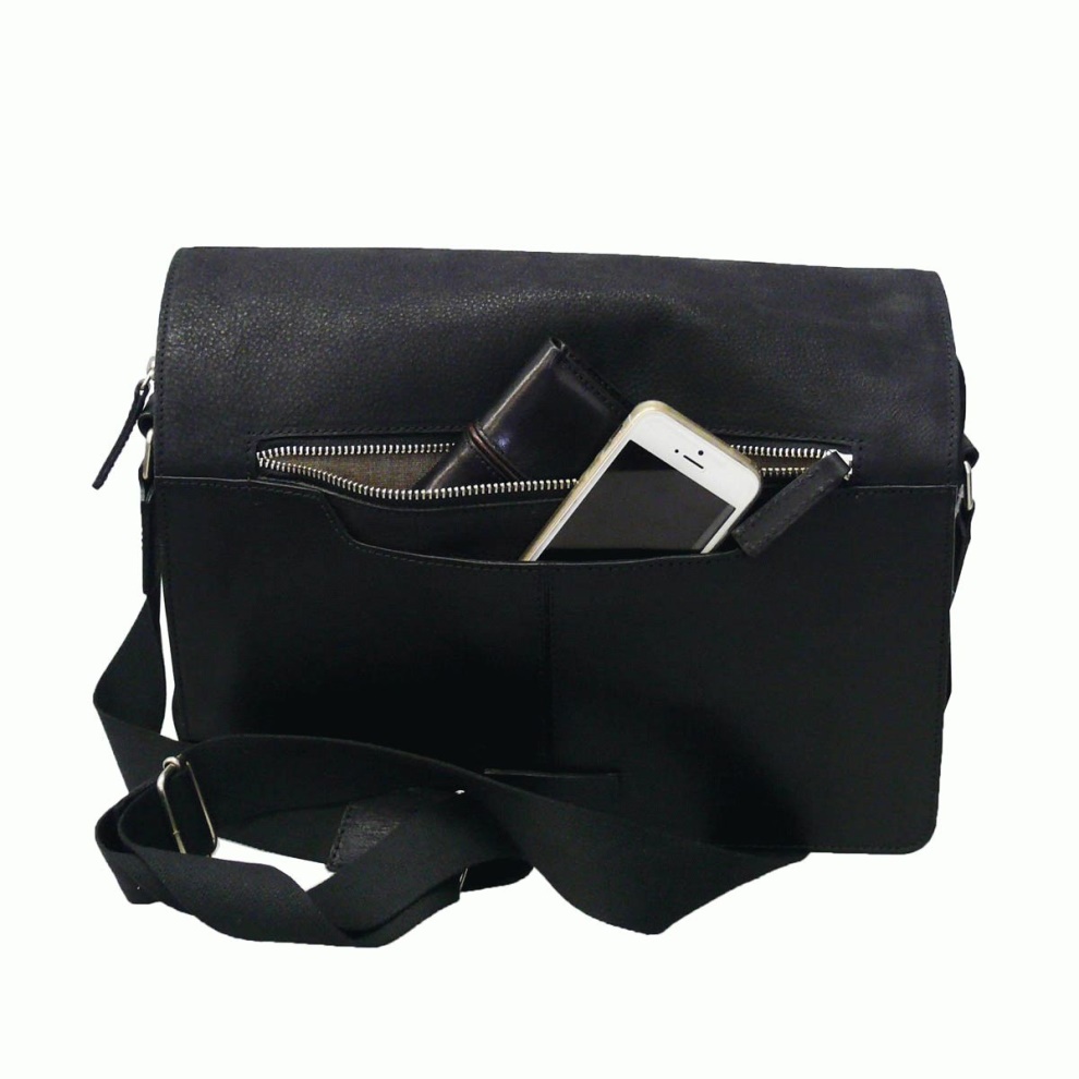 Large messenger bag with flap Andrew black (4)