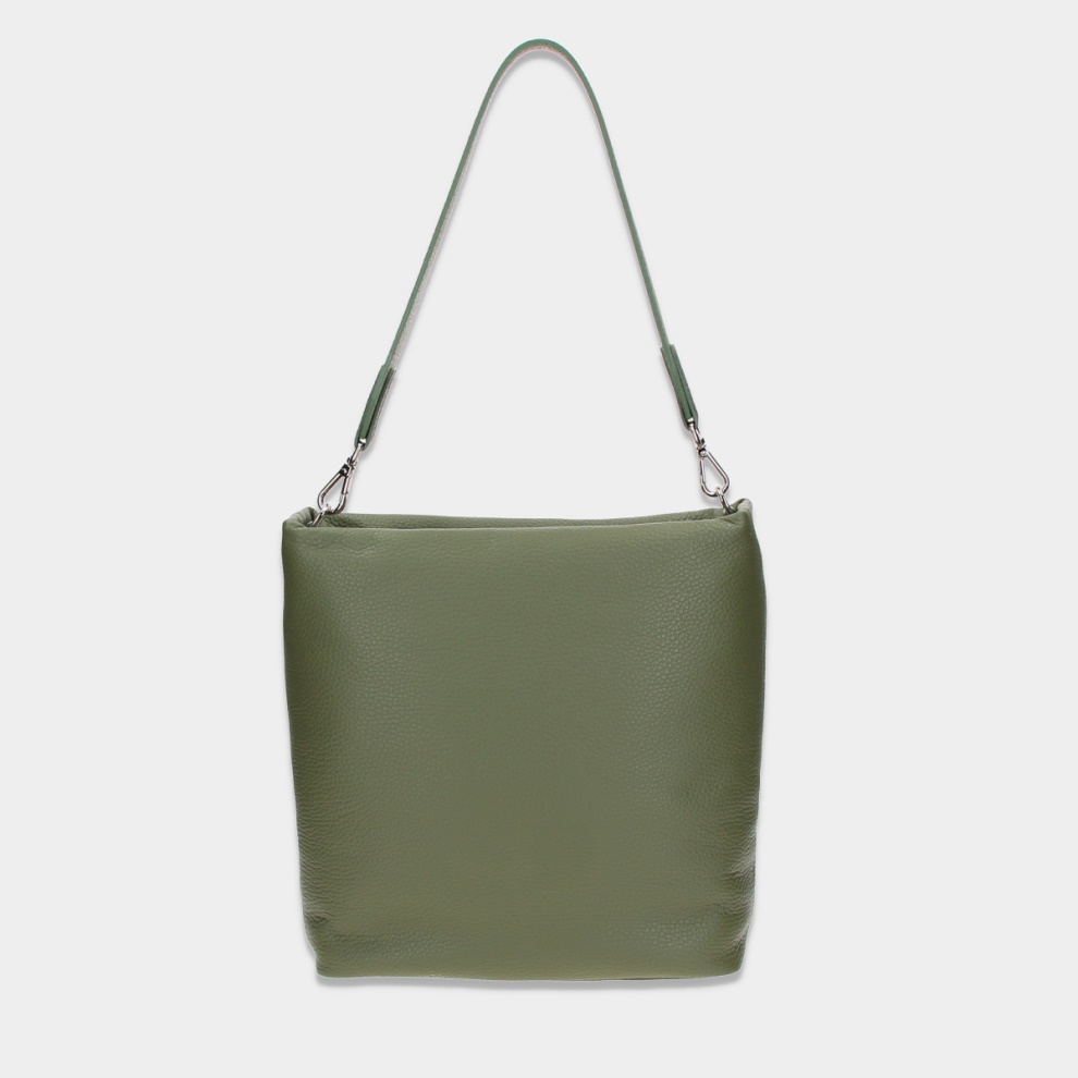 Fluffy vertical handbag (2)