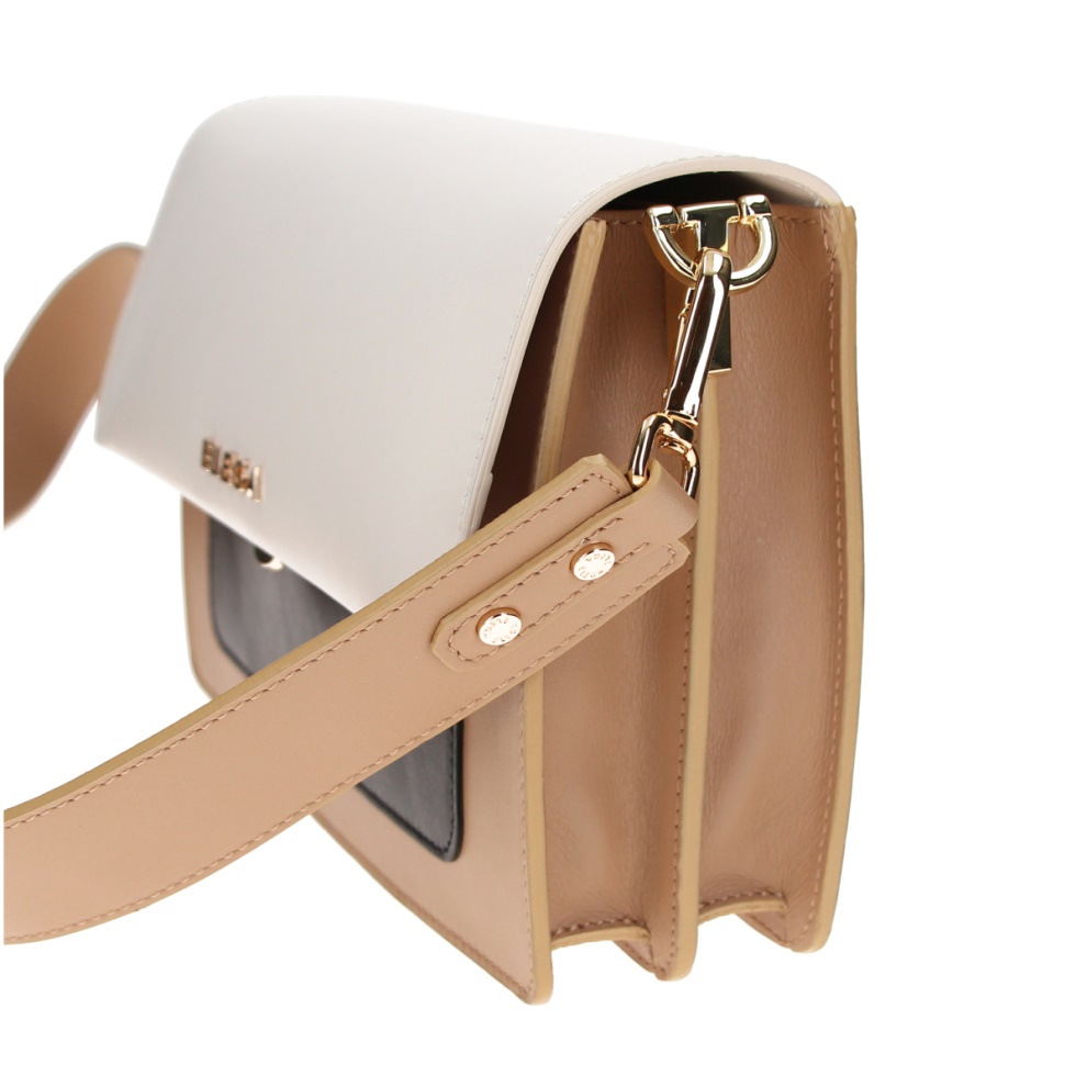 Trekky flap bag (3)